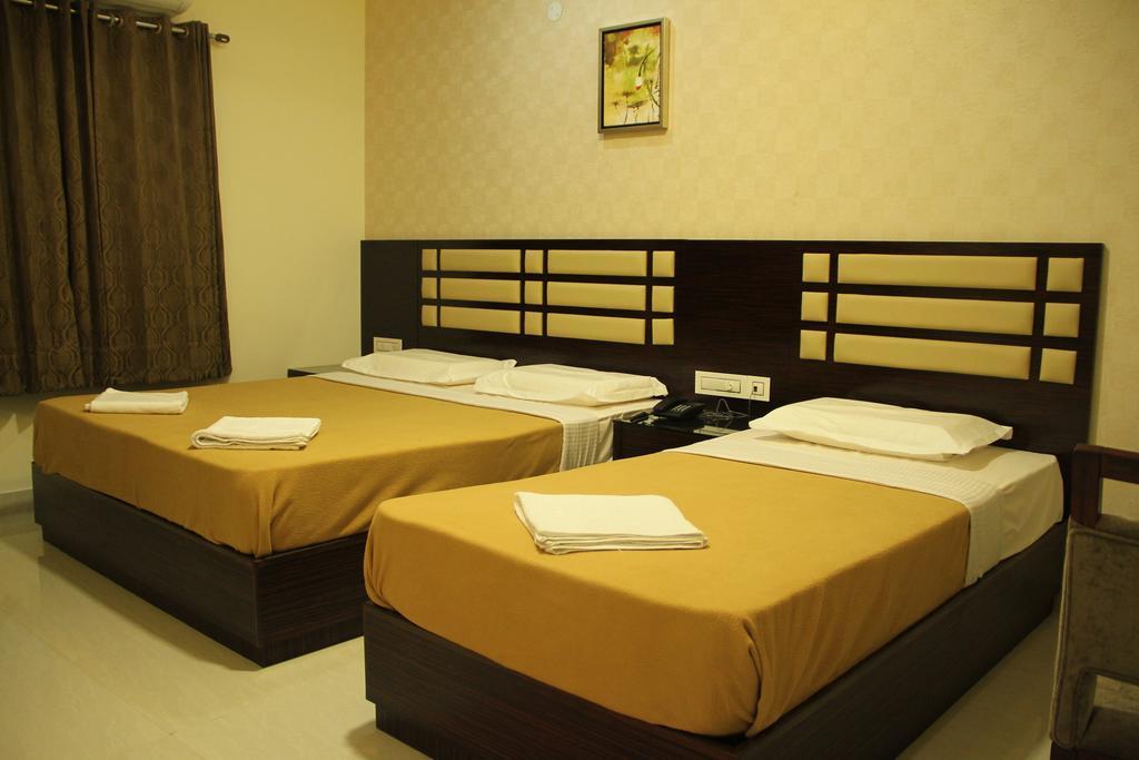 Hotel M.P Temples Inn Kumbakonam Δωμάτιο φωτογραφία
