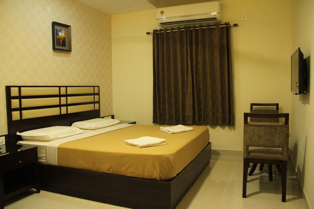 Hotel M.P Temples Inn Kumbakonam Δωμάτιο φωτογραφία